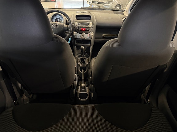 Toyota Aygo 15 of 23