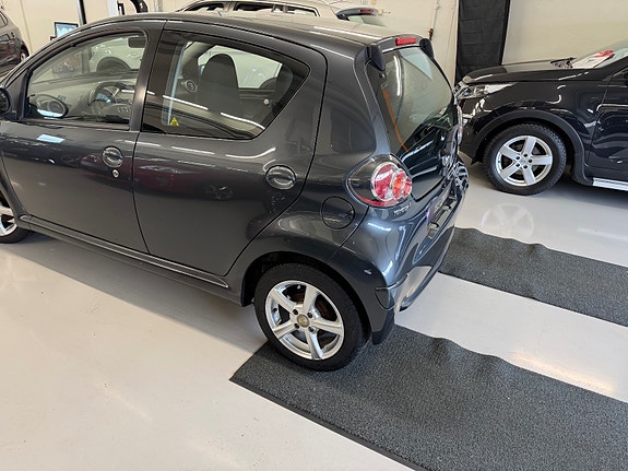 Toyota Aygo 9 of 23