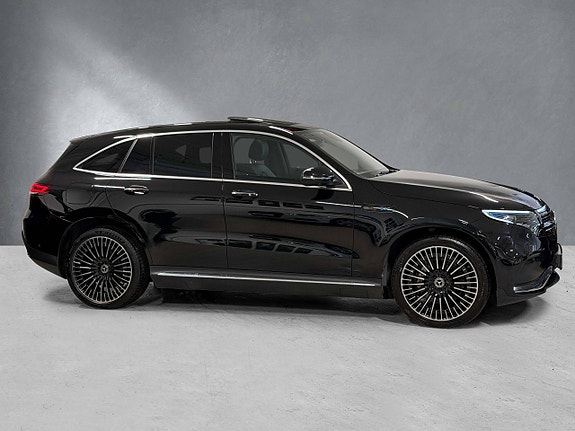 Mercedes-Benz EQC400 2 of 5