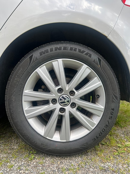 Volkswagen Golf VI 7 of 14