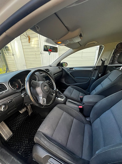 Volkswagen Golf VI 8 of 14