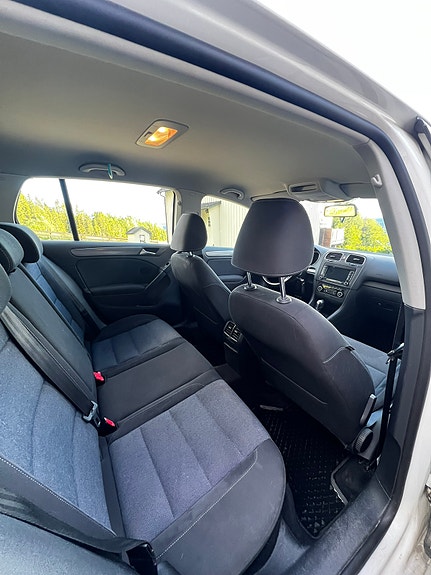 Volkswagen Golf VI 9 of 14