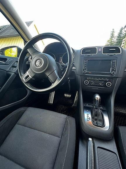 Volkswagen Golf VI 13 of 14