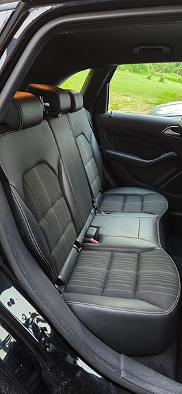 Mercedes-Benz B180 5 of 5