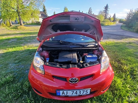 Toyota Aygo 9 of 16