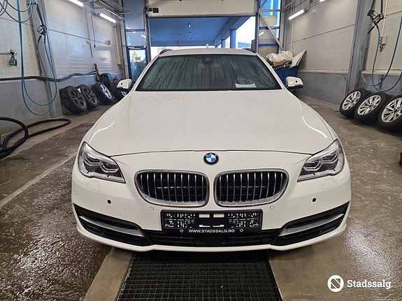 BMW 525d xDrive 5 of 5