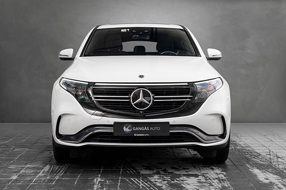 Mercedes-Benz EQC400 3 of 5