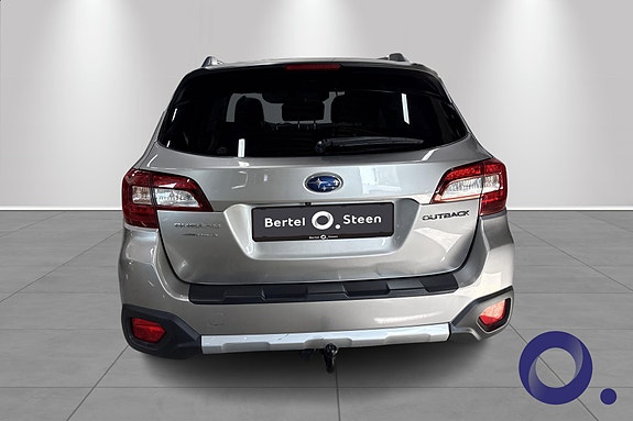 Subaru Outback 4 of 5