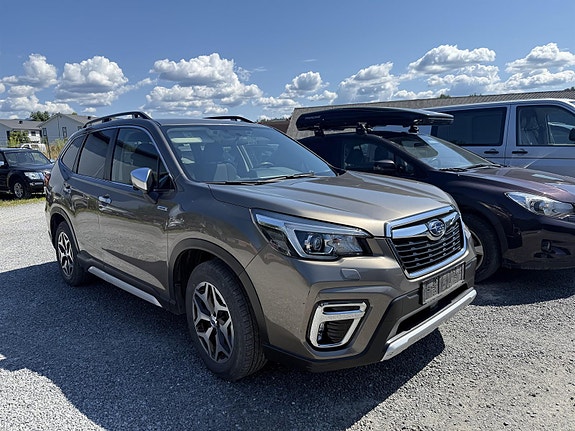 Subaru Forester 2 of 5