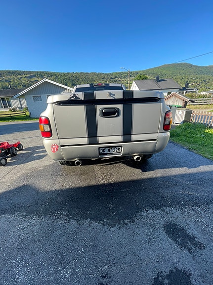 Chevrolet Silverado 5 of 5