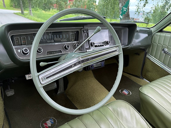 Buick Skylark 27 of 30