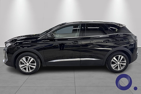 Peugeot 3008 2 of 5