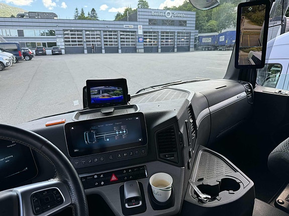 Mercedes-Benz Arocs 2658K 6X4/33 Med Henger tilleg i pris 149.000.- vektavlesning alle aksler, Sørlingdumper, mirrorcam, kjøleskap, 1 seng 17 of 29