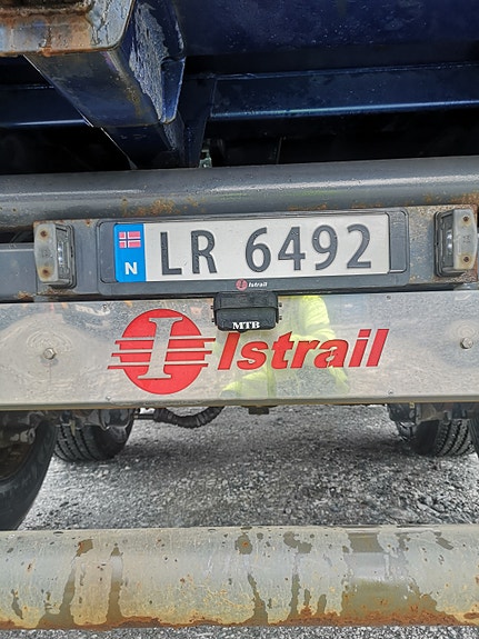 Mercedes-Benz Arocs 2658K 6X4/33 Med Henger tilleg i pris 149.000.- vektavlesning alle aksler, Sørlingdumper, mirrorcam, kjøleskap, 1 seng 23 of 29