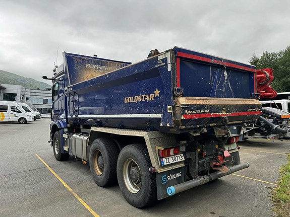 Mercedes-Benz Arocs 2658K 6X4/33 Med Henger tilleg i pris 149.000.- vektavlesning alle aksler, Sørlingdumper, mirrorcam, kjøleskap, 1 seng 6 of 29