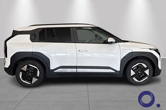 Kia EV3 4 of 5