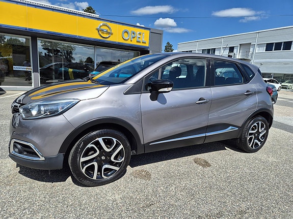 Renault Captur 2 of 5