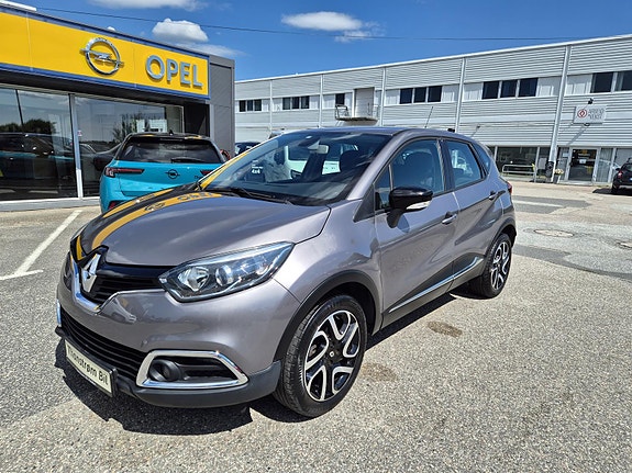Renault Captur 4 of 5