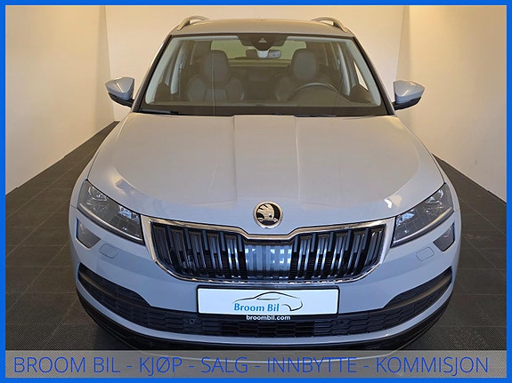 Skoda Karoq 2 of 5
