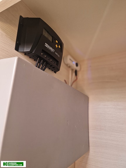 Challenger Sirius 2060 – 2021-modell – Automat – Solcelle – 100 Ah Litium – Meget velholdt 26 of 30