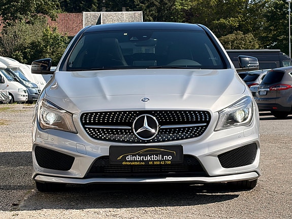 Mercedes-Benz CLA250 2 of 5