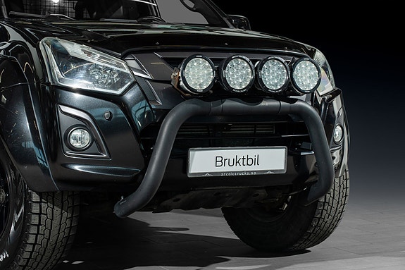 Isuzu D-max 2 of 5