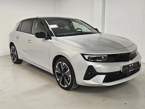 Opel Astra 3 of 5