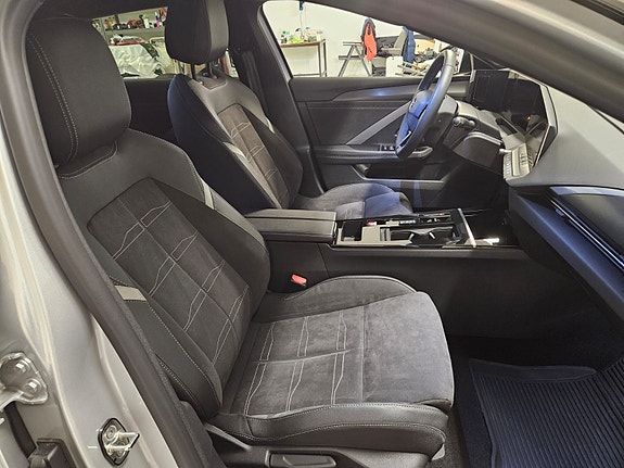 Opel Astra 17 of 20