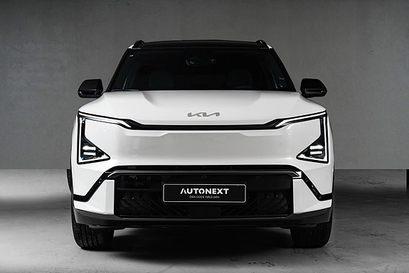 Kia EV5 3 of 5