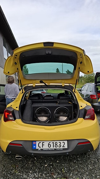 Opel Astra 2 of 4