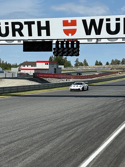 Porsche 911 GT3 RS 17 of 30