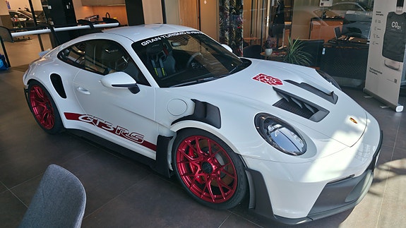 Porsche 911 GT3 RS 3 of 30