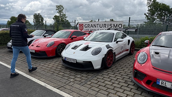 Porsche 911 GT3 RS 11 of 30