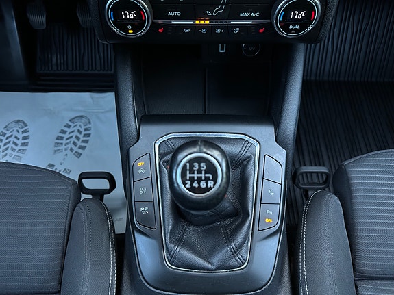Ford Focus 25 of 30