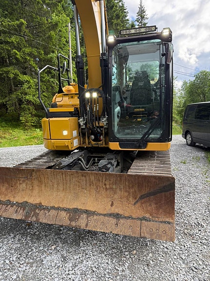 Cat 315 m/ oilquick 4 of 5