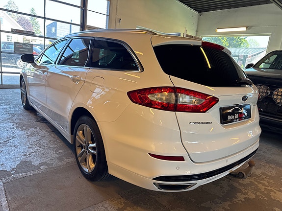 Ford Mondeo 7 of 26