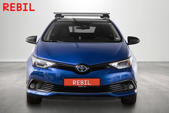 Toyota Auris 3 of 5
