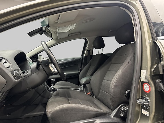 Ford Mondeo 10 of 26