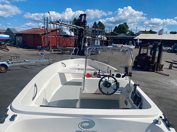 AMT 150R m/ Yamaha F40 (Ny) og Tiki-tilhenger 8 of 10