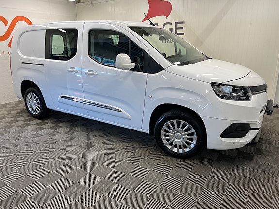 Toyota Proace City 3 of 5