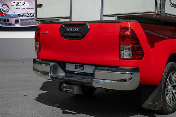 Toyota HiLux 5 of 30