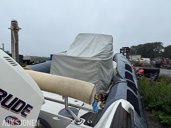 2006 Sea Hawk 285 RIB m/ 2 x Evinrude E-TEC 225 HK 4 of 5