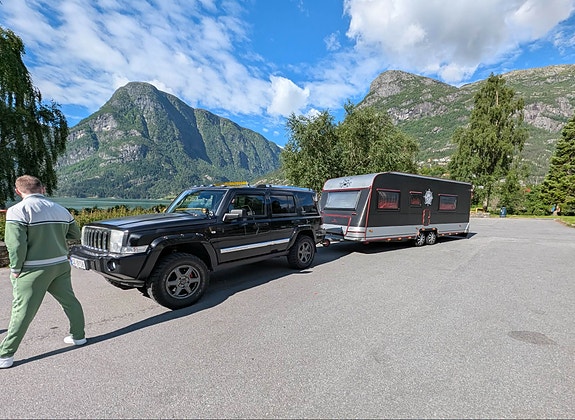 Jeep Commander 5 of 5