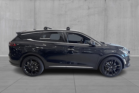 BYD Tang 4 of 5