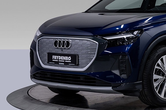 Audi Q4 e-tron 2 of 5
