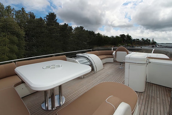 Lekker Princess 25M, "tidløs eleganse" ledig for charter. 7 of 10