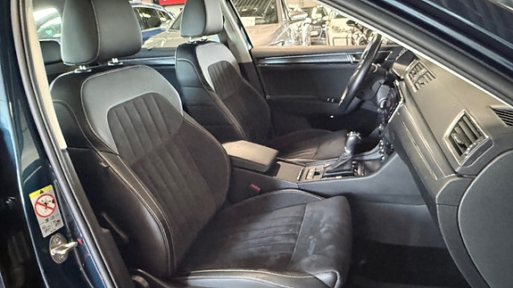 Skoda Superb 15 of 30