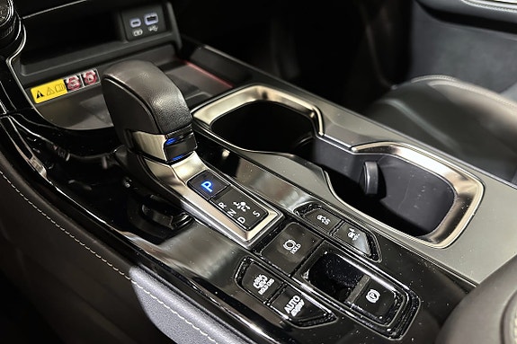 Lexus NX450h 17 of 22