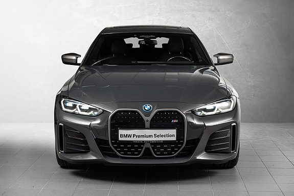 BMW i4 2 of 5