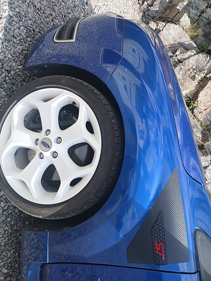 Ford Focus 3 of 5